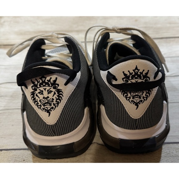Nike Lebron Witness VII DM1123-100 White/Black Basketball Shoes Mens Sz 10.5 - Picture 2 of 7